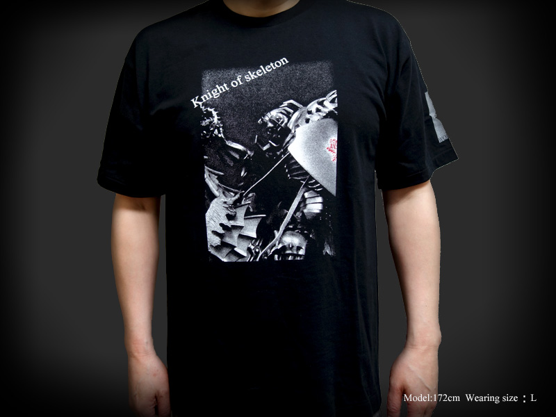 ベルセルク Tシャツ 半袖 着用イメージ